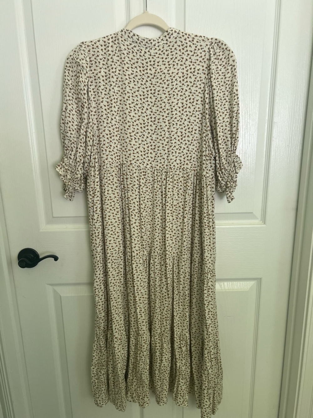 In Loom Floral tiered dress size medium - Picture 6 of 6